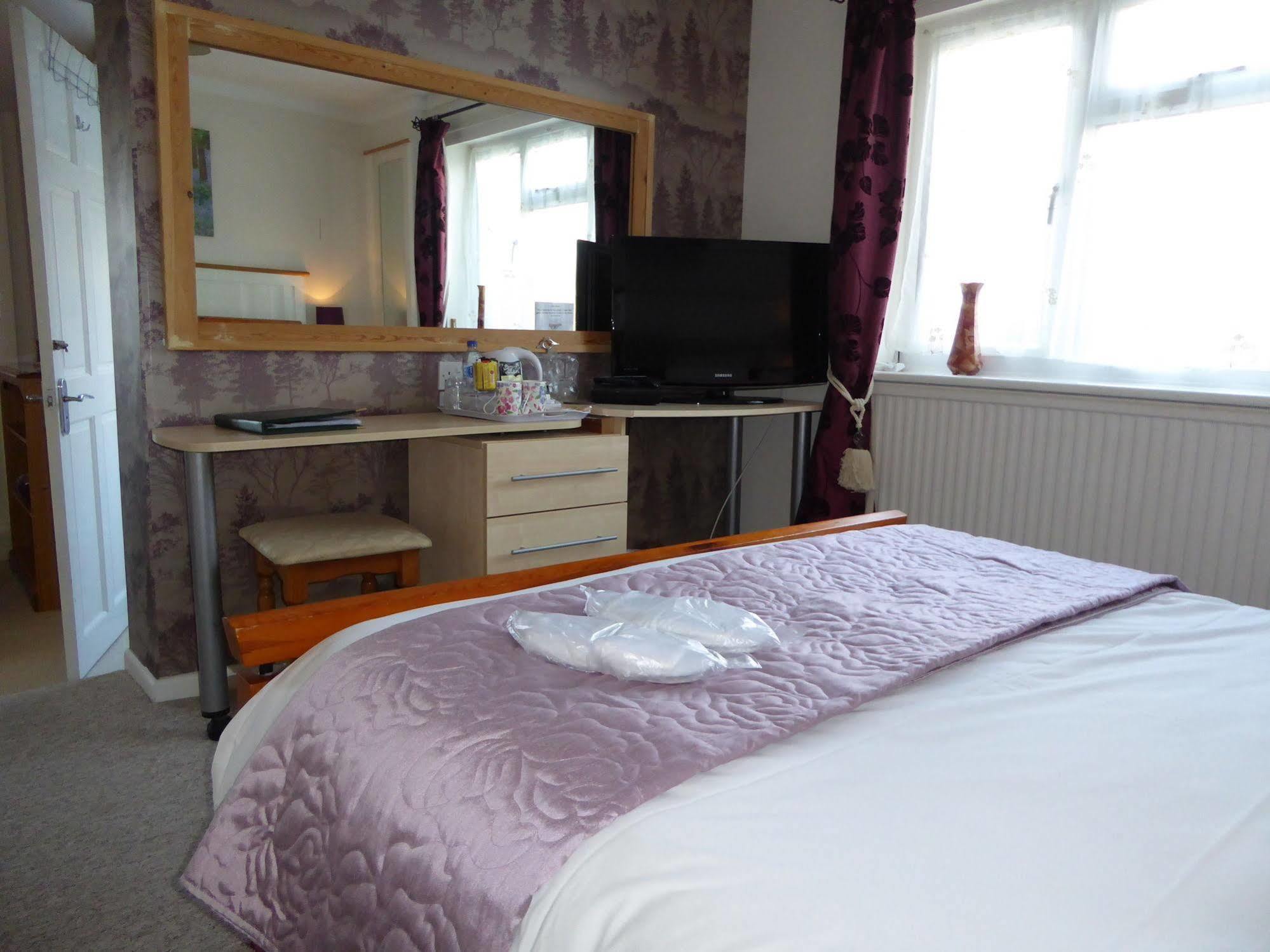 Dean Valley Panorama Bed & Breakfast Лидни Екстериор снимка
